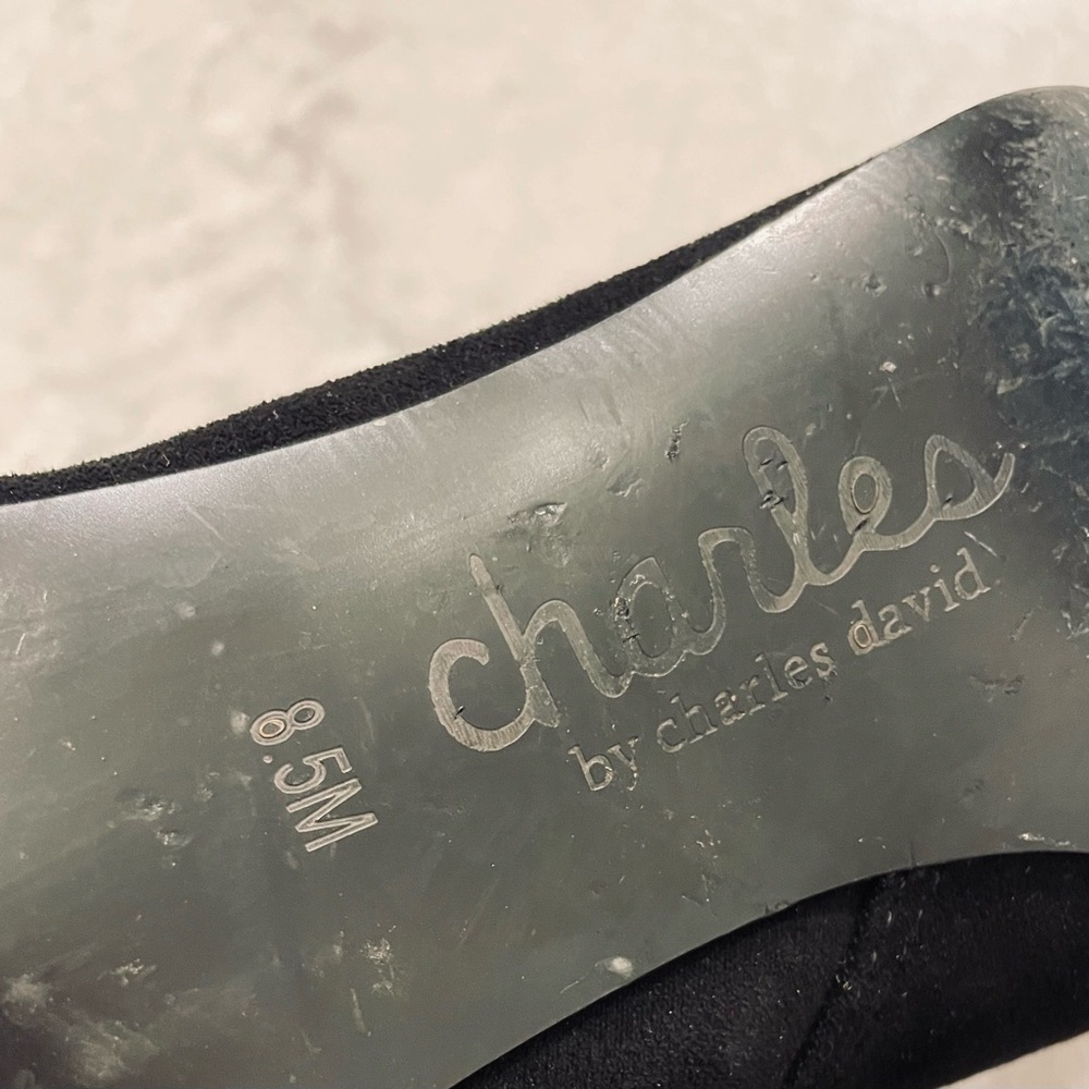 Charles by Charles David ankle boots in black faux suede/ size 8 1/2/ EUC/no box - Picture 10 of 15
